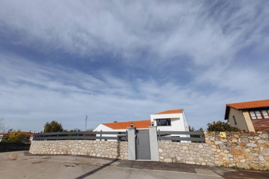 La Llosina Vivienda Vacacional Alquiler Integro Llanes Esterno foto